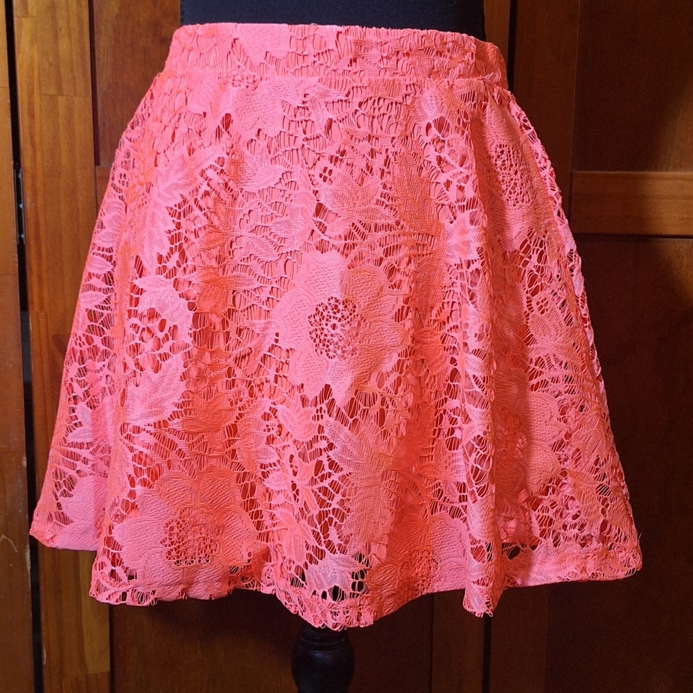 🦩AÈROPOSTALE lace mini skirt Size L
